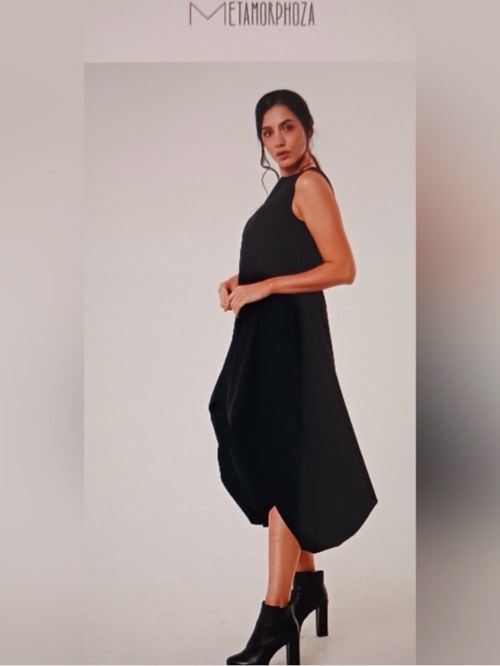 Metamorphoza Black Sleeveless Midi Dress